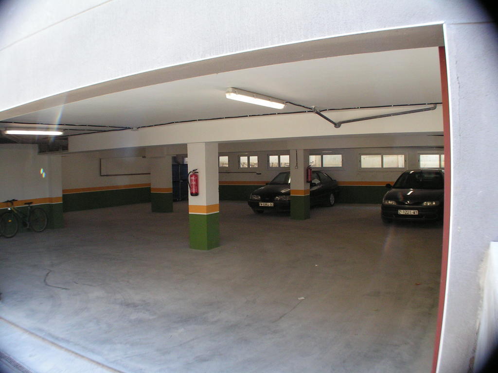 Hotel Zaytun Mequinenza Bagian luar foto